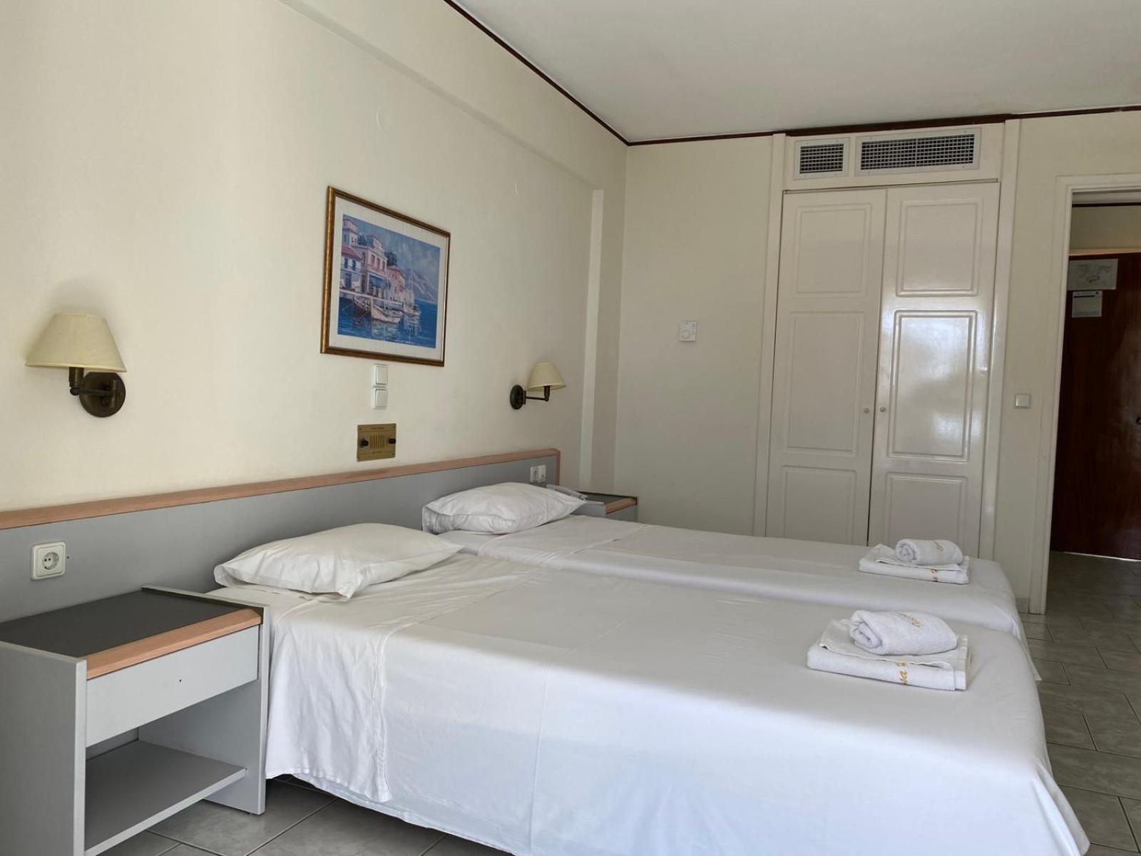 Porto Iliessa Hotel Argassi Luaran gambar