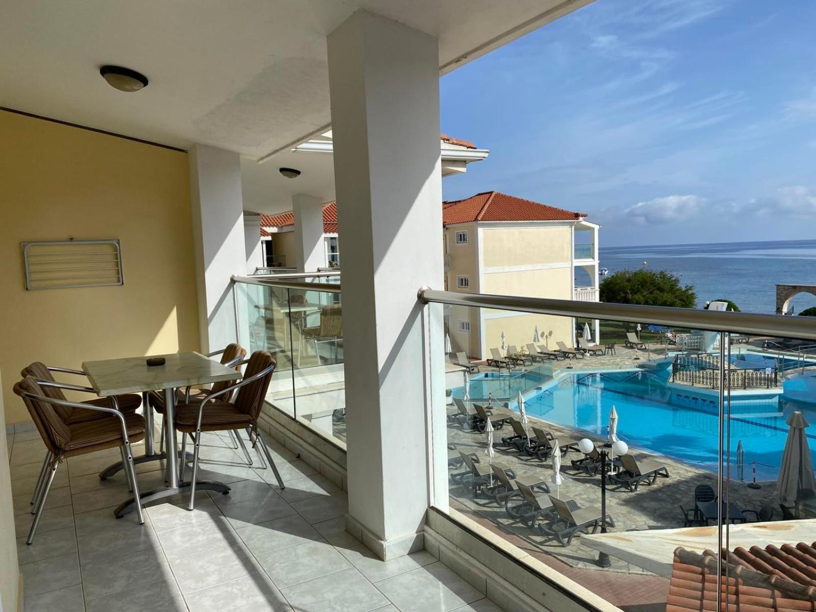 Porto Iliessa Hotel Argassi Luaran gambar